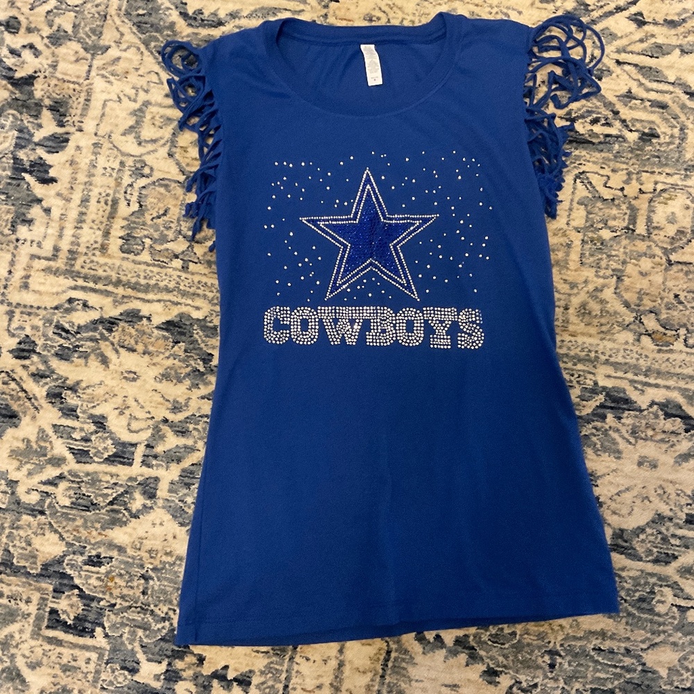 Dallas cowboy  woman sequin top
